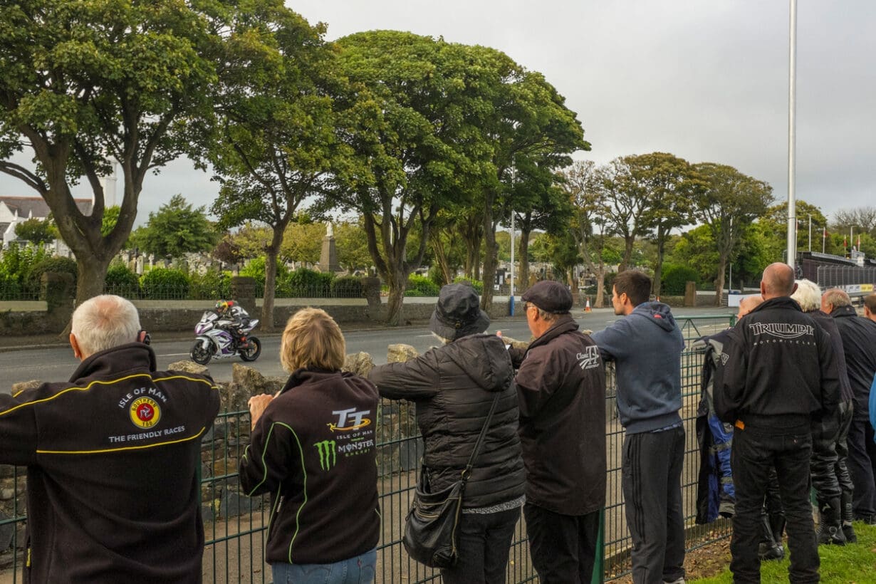  Foto zu Here's the full schedule for Isle of Man TT 2024 