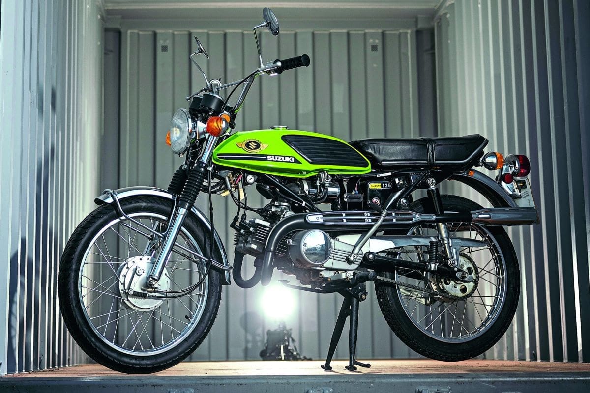 Your guide to the Suzuki T125 Stinger | Classic Bike Guide Magazine